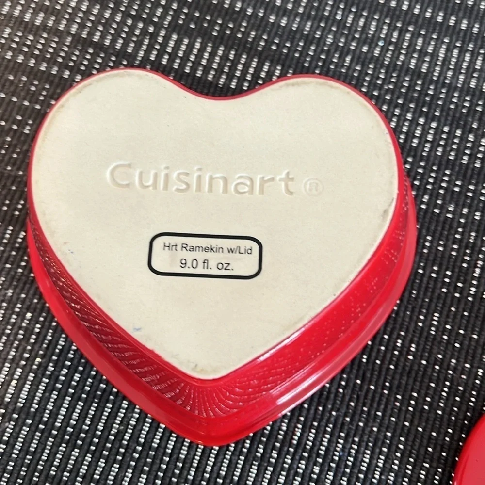 1 Piece CUISINART Red Heart Shaped Ramekin w/ LID9 Oz. Valentines